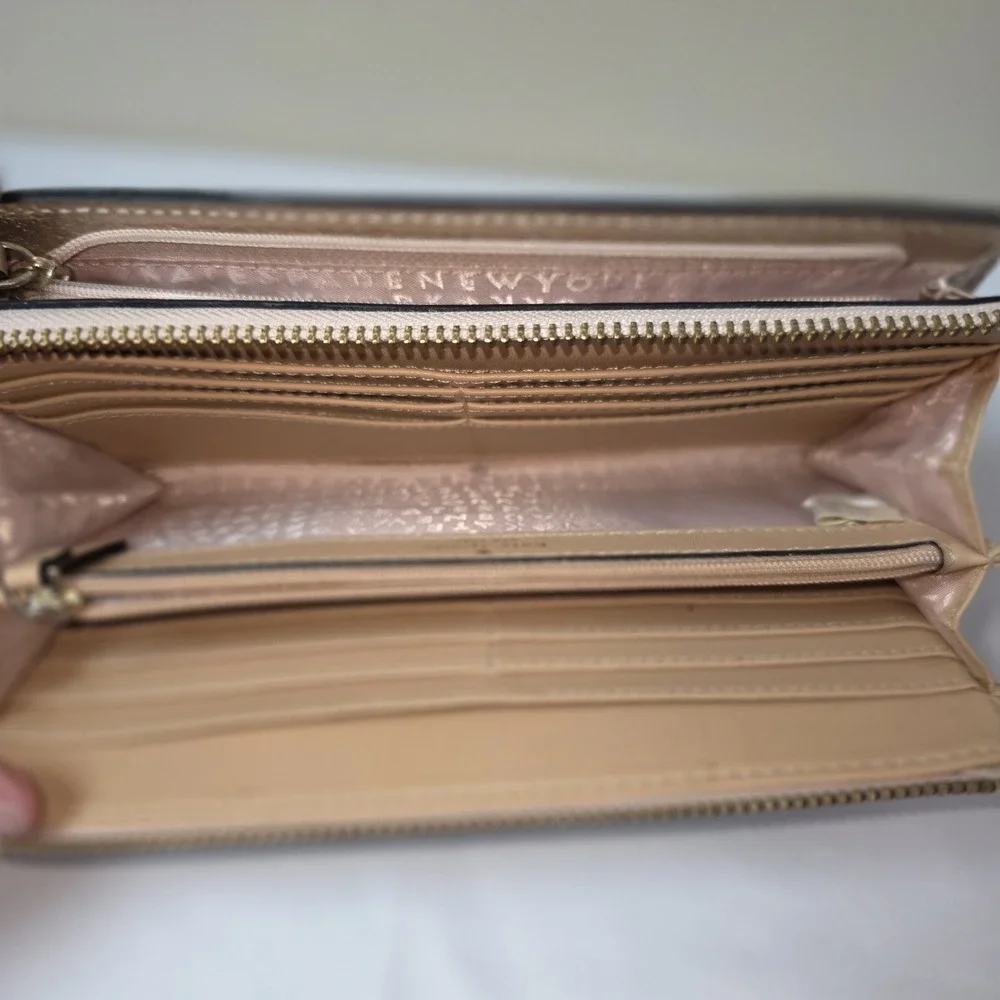 Kate Spade Wellesley Layton Gold  Champagne‎ Leather Wallet Wristlet Metallic